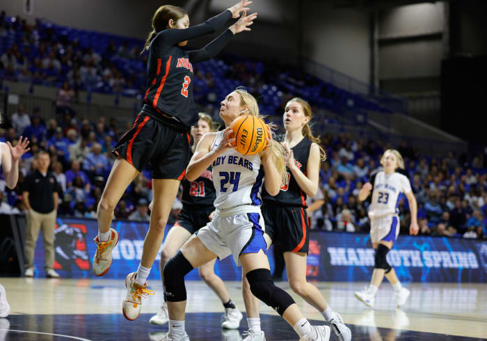 AAA Finals BB Mammoth Spring vs Norfolk__00005